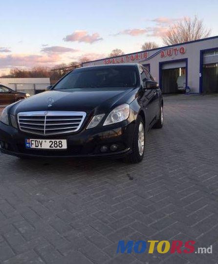2011' Mercedes-Benz E photo #1