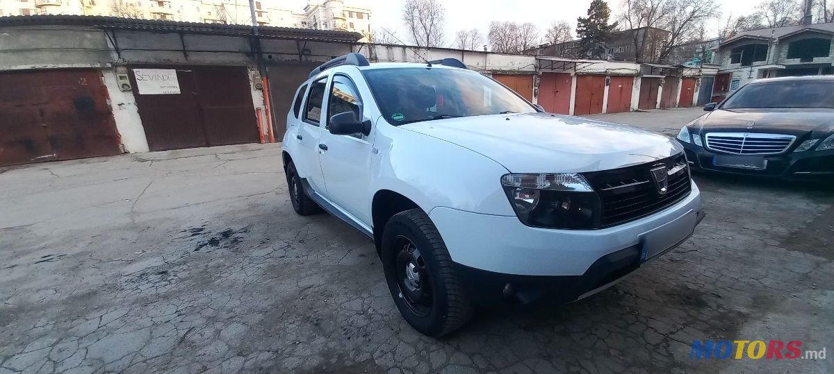 2014' Dacia Duster photo #2