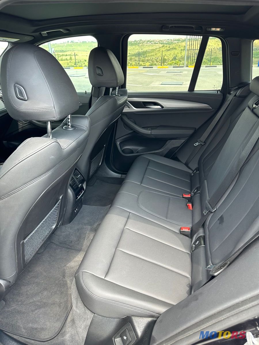 2021' BMW X3 photo #4