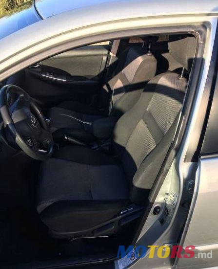 2006' Toyota Corolla photo #1