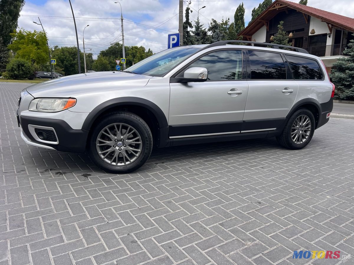 2008' Volvo XC70 photo #1