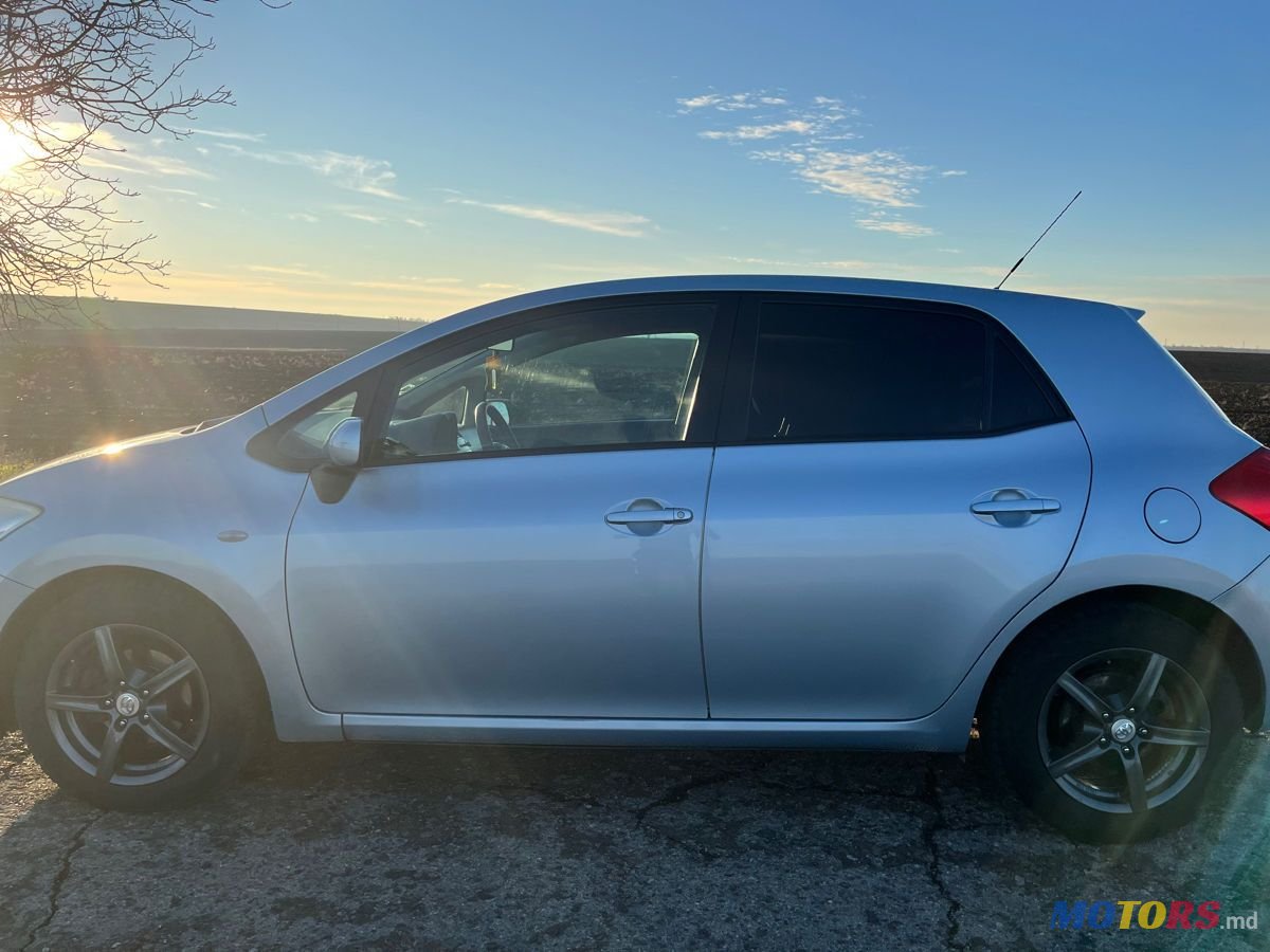 2008' Toyota Auris photo #4
