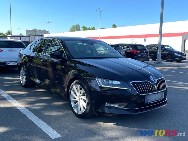 2016' Skoda Superb photo #1