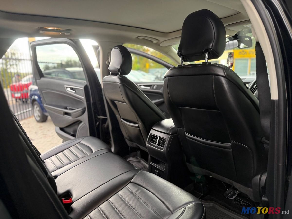 2018' Ford Edge photo #5