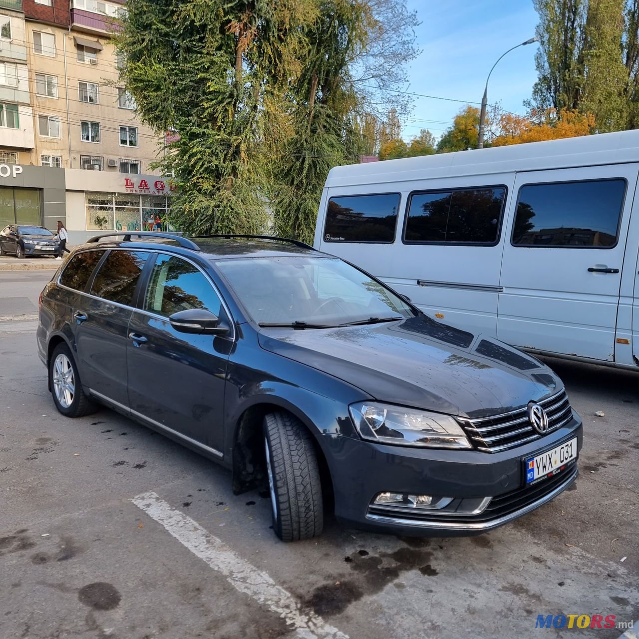 2013' Volkswagen Passat photo #2