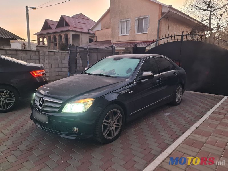 2007' Mercedes-Benz C-Class photo #3