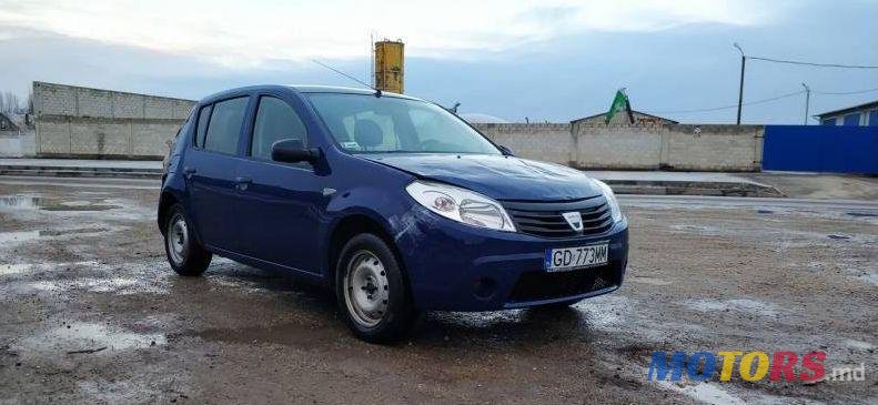 2009' Dacia Sandero photo #1