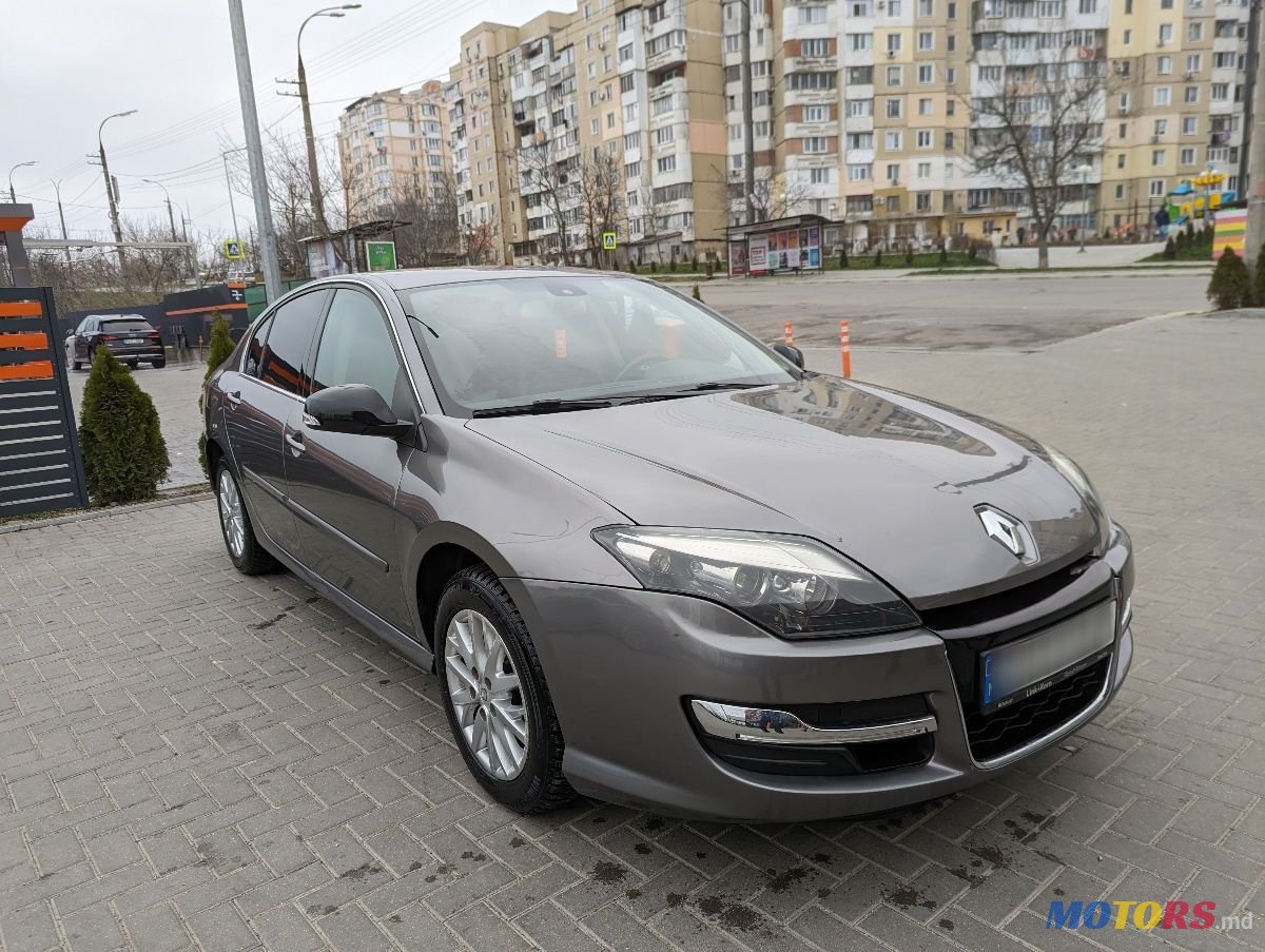 2015' Renault Laguna photo #3