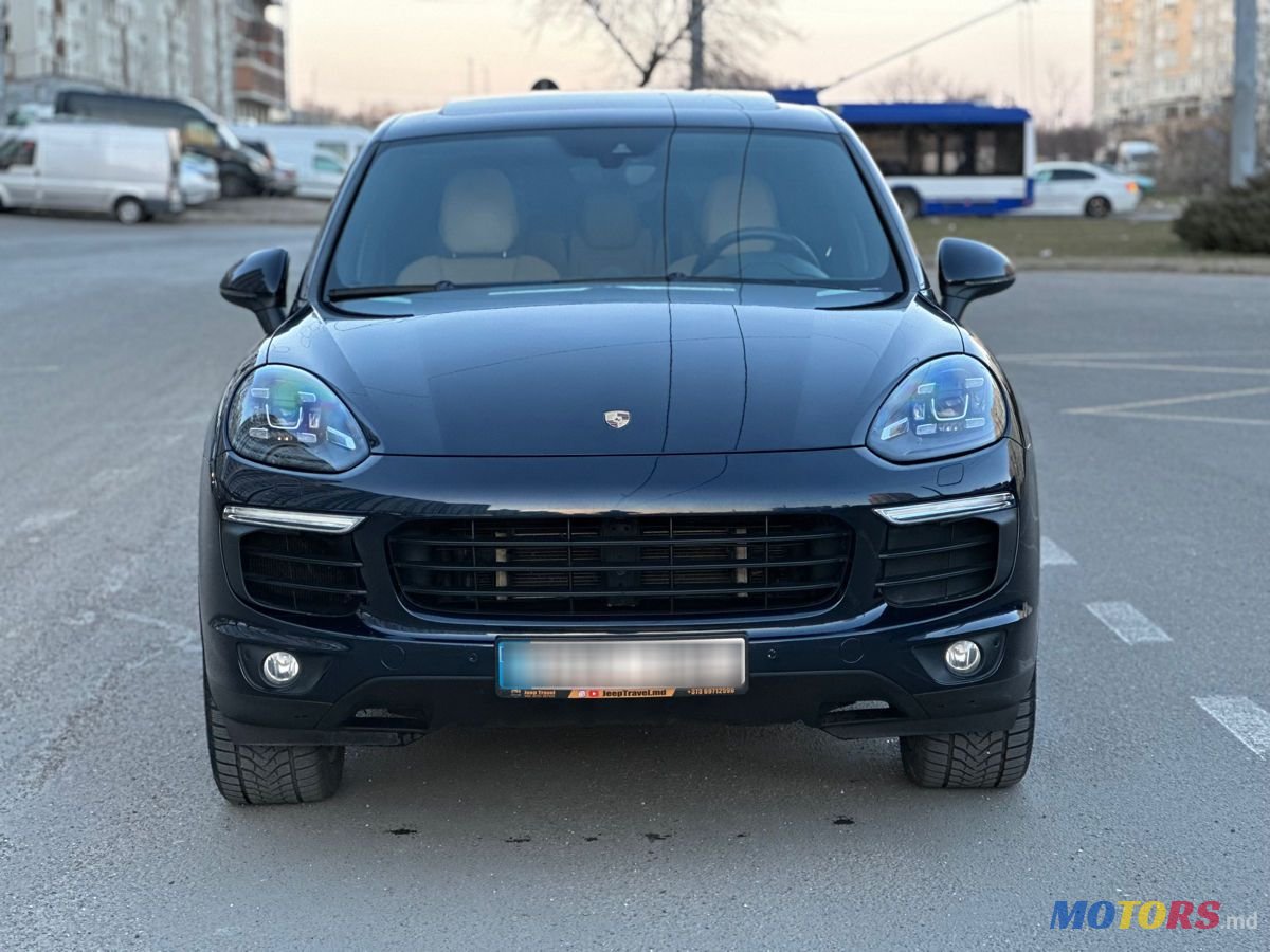 2017' Porsche Cayenne photo #1