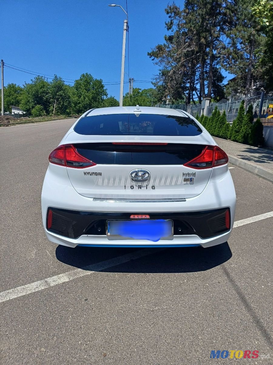 2019' Hyundai Ioniq photo #6