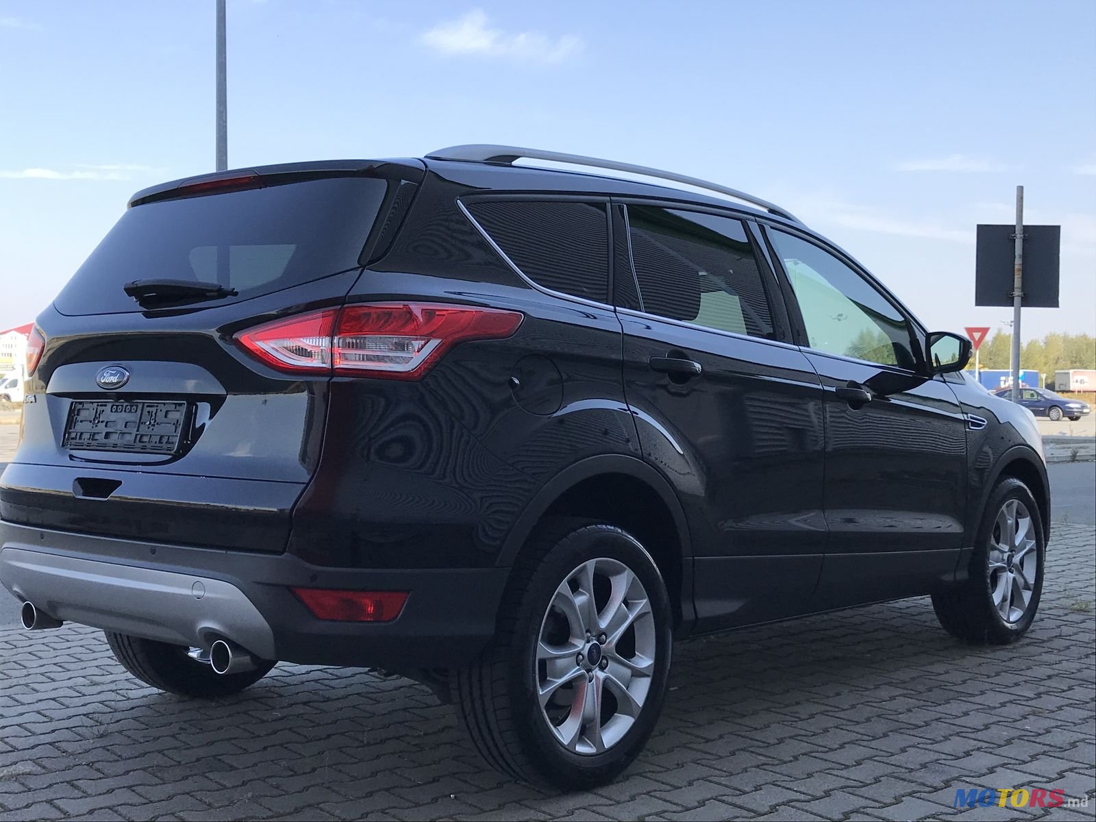 2013' Ford Kuga photo #4
