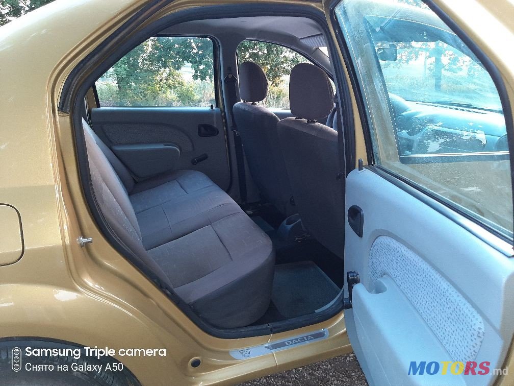 2012' Dacia Logan photo #6