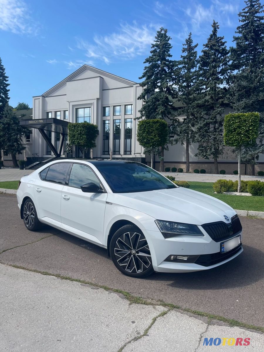 2016' Skoda Superb photo #1