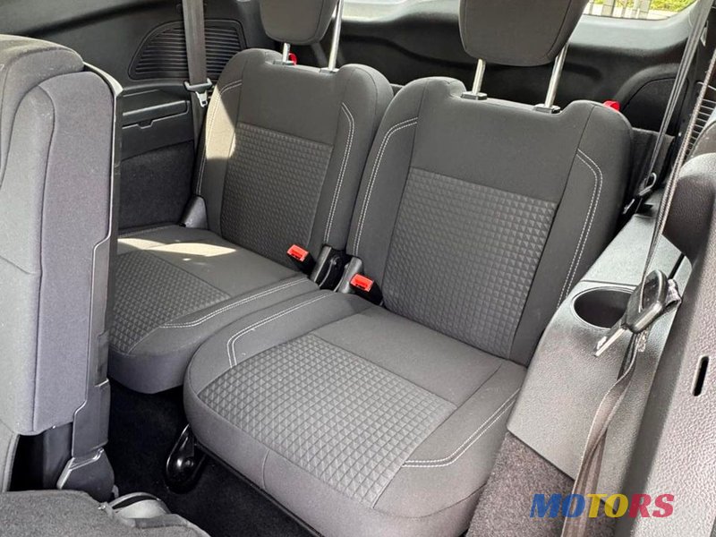 2016' Ford C-MAX photo #2
