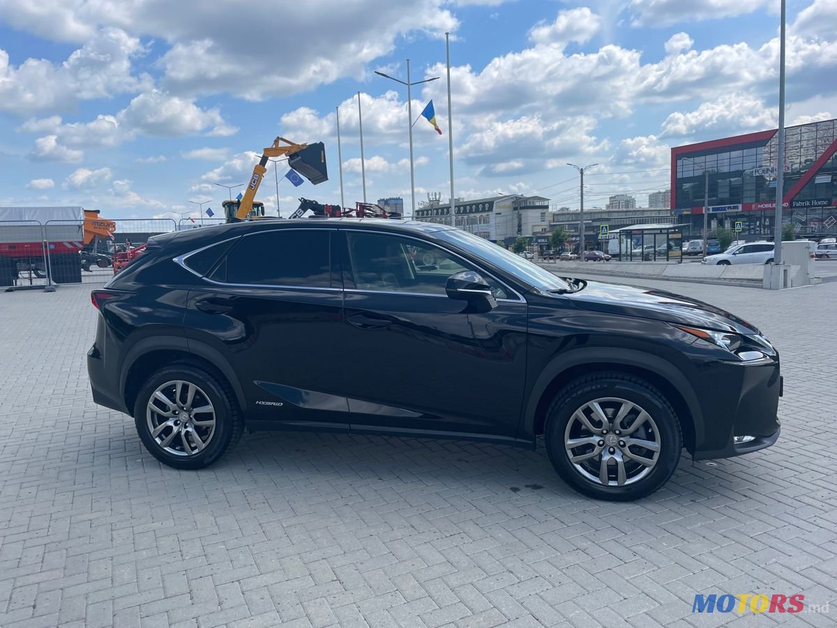 2017' Lexus Nx Series photo #3