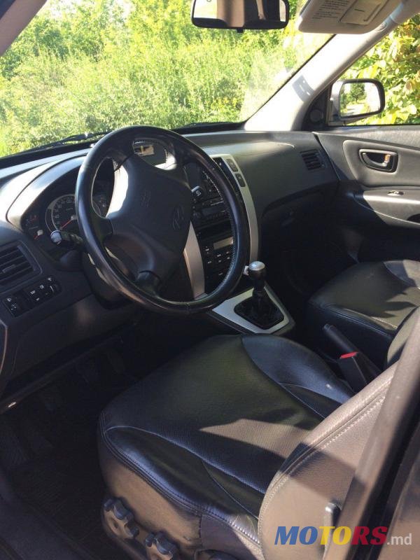 2006' Hyundai Tucson photo #3