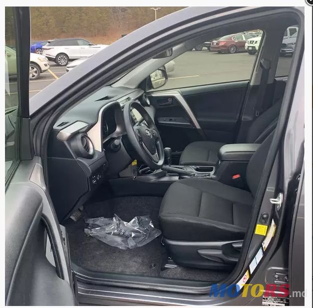 2015' Ford Fiesta photo #6