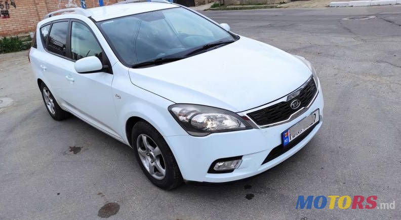 2010' Kia Ceed photo #2