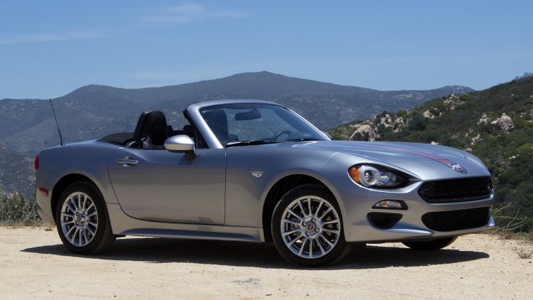 2017 Fiat 124 Spider First Drive