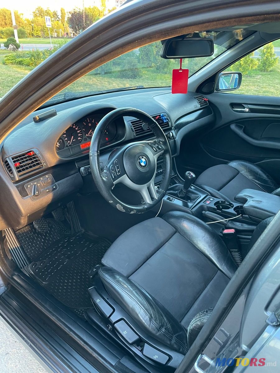 2001' BMW 3 Series Touring photo #3