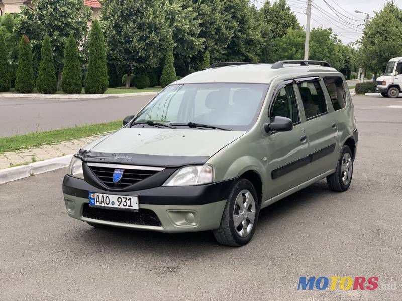 2007' Dacia Logan Mcv photo #1