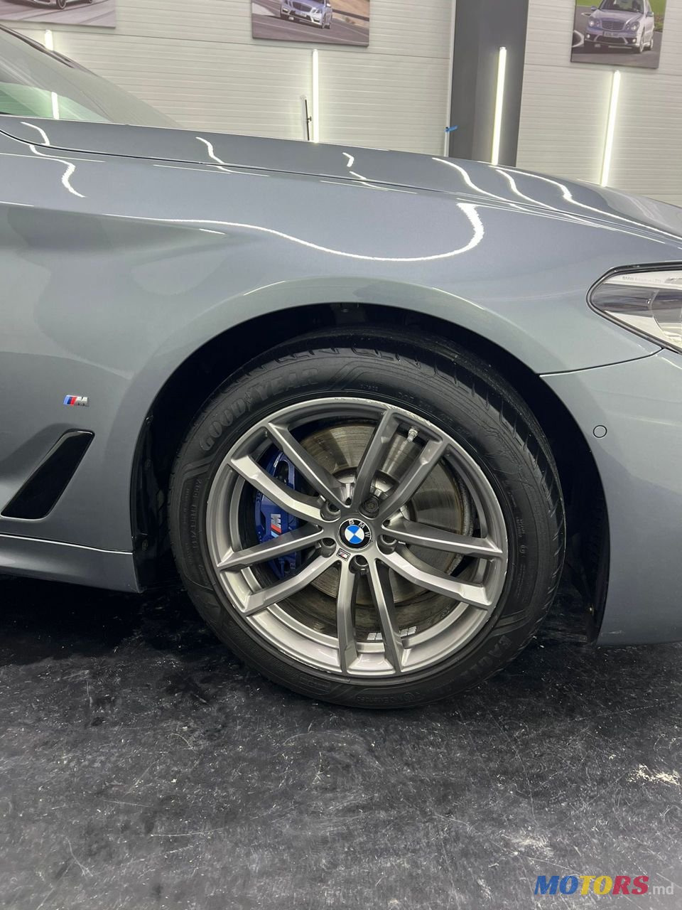 2018' BMW 5 Series photo #3