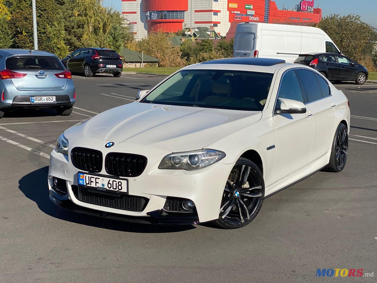 2016' BMW 5 Series photo #5