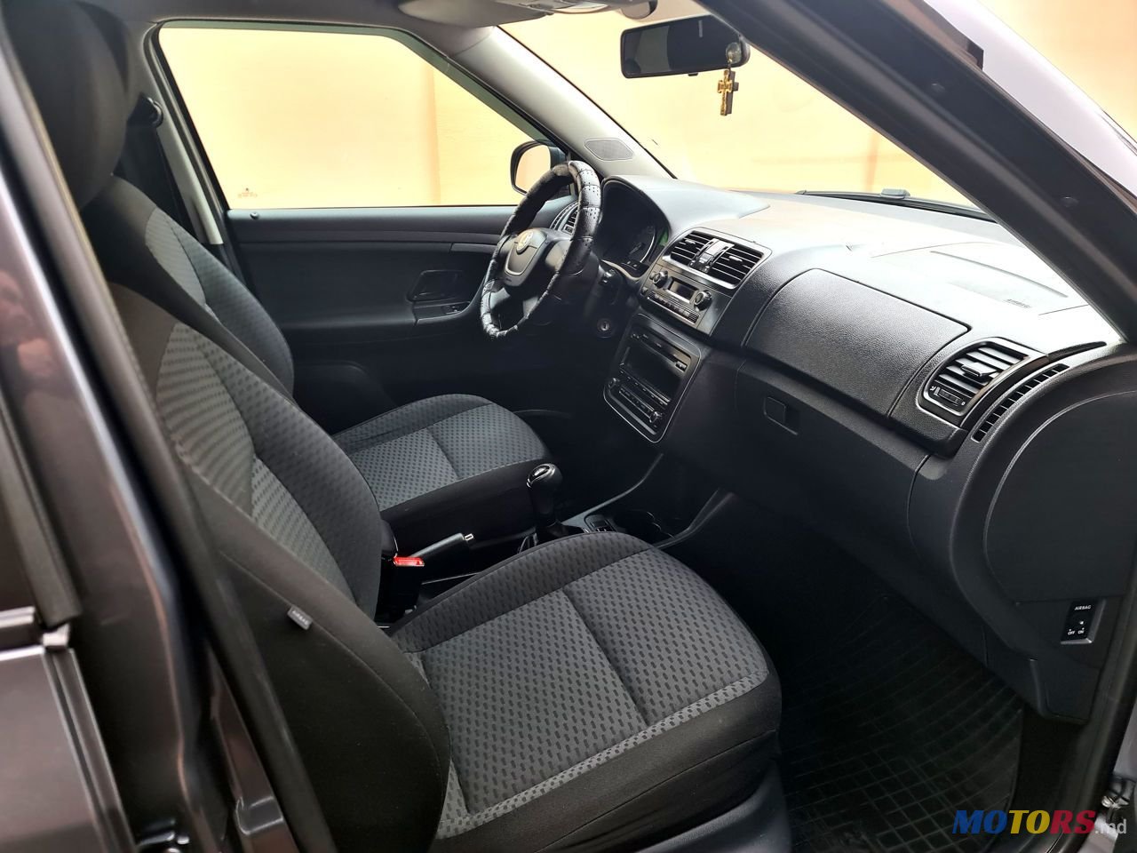 2012' Skoda Fabia photo #6