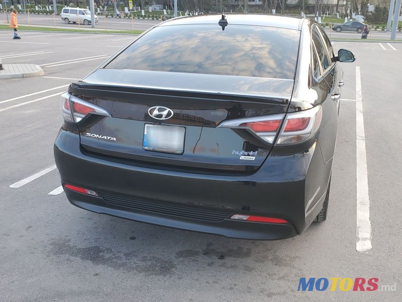2015' Hyundai Sonata photo #4