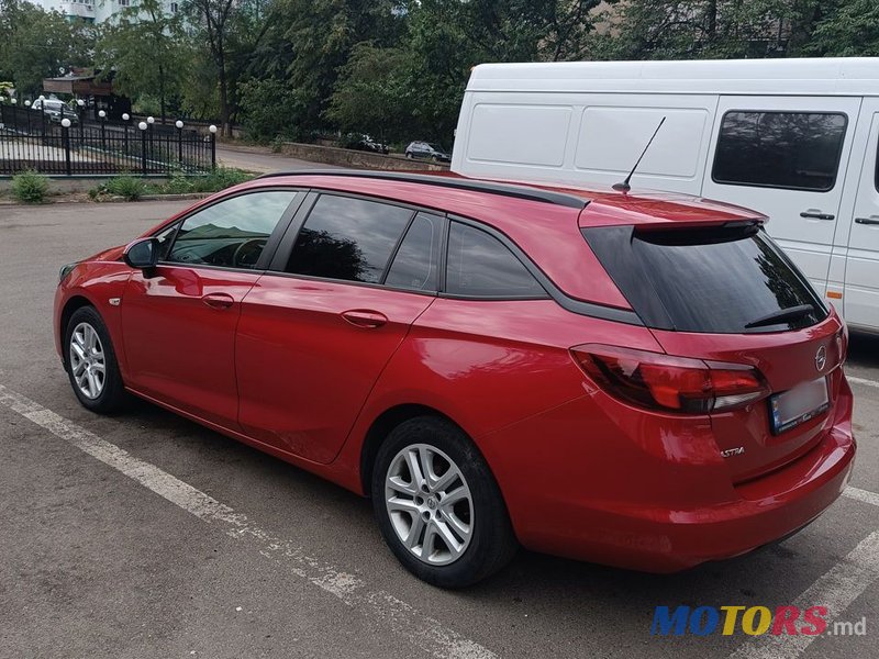 2020' Opel Astra photo #4