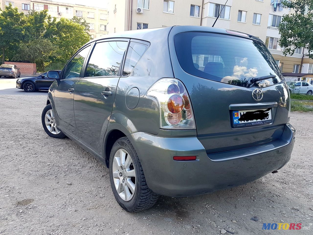 2005' Toyota Corolla Verso photo #5