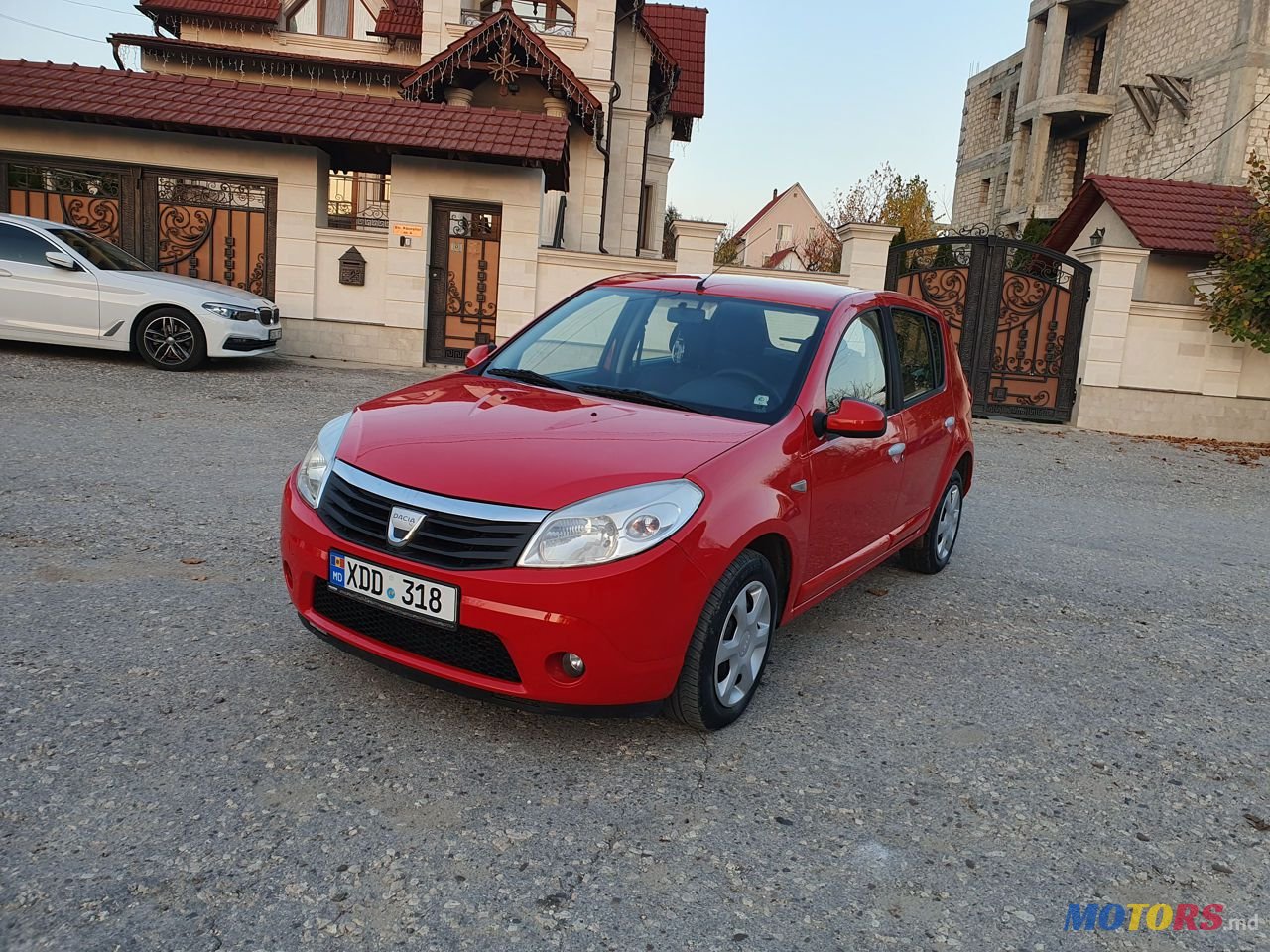 2009' Dacia Sandero photo #2