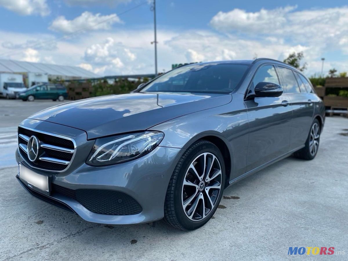 2019' Mercedes-Benz E Класс photo #1