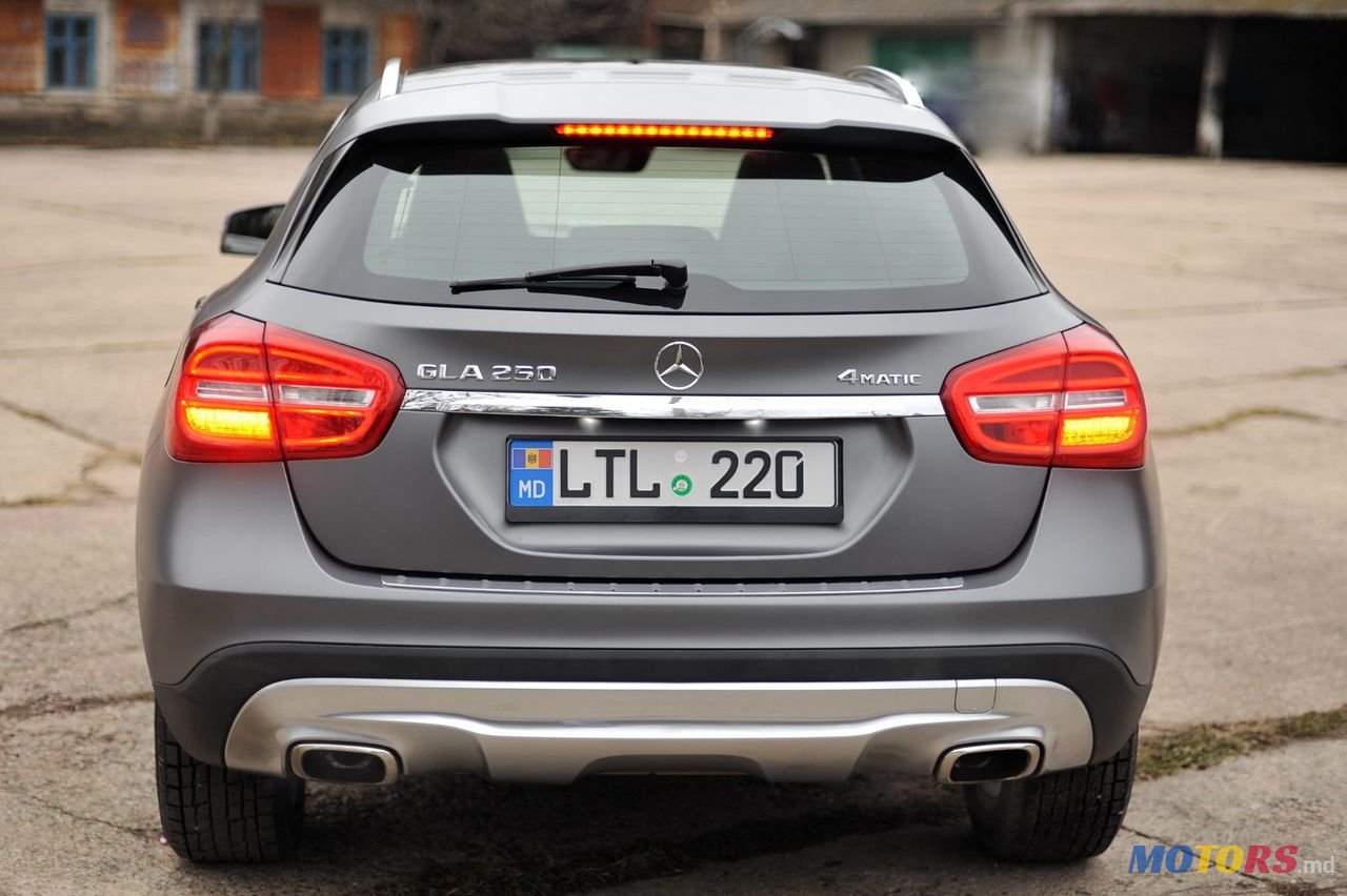2014' Mercedes-Benz Gla photo #2