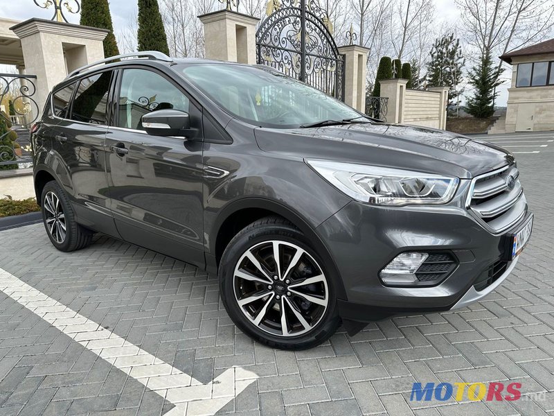 2017' Ford Kuga photo #1