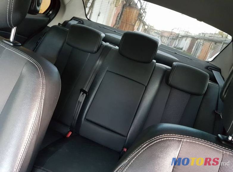 2010' Renault Fluence photo #4