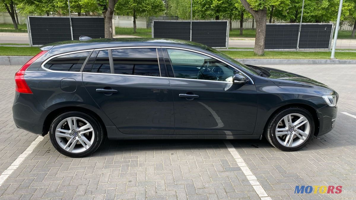 2013' Volvo V60 photo #2