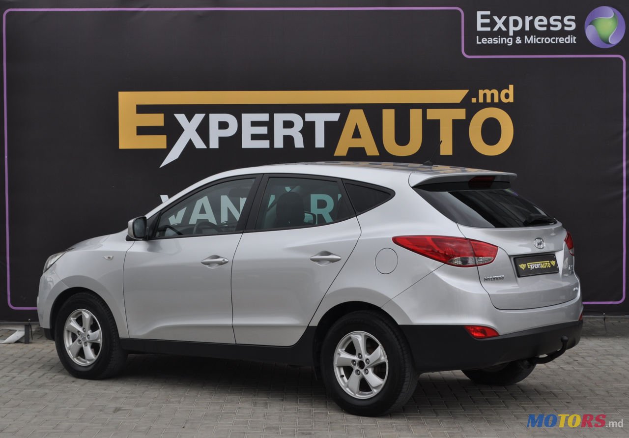 2012' Hyundai Tucson photo #4