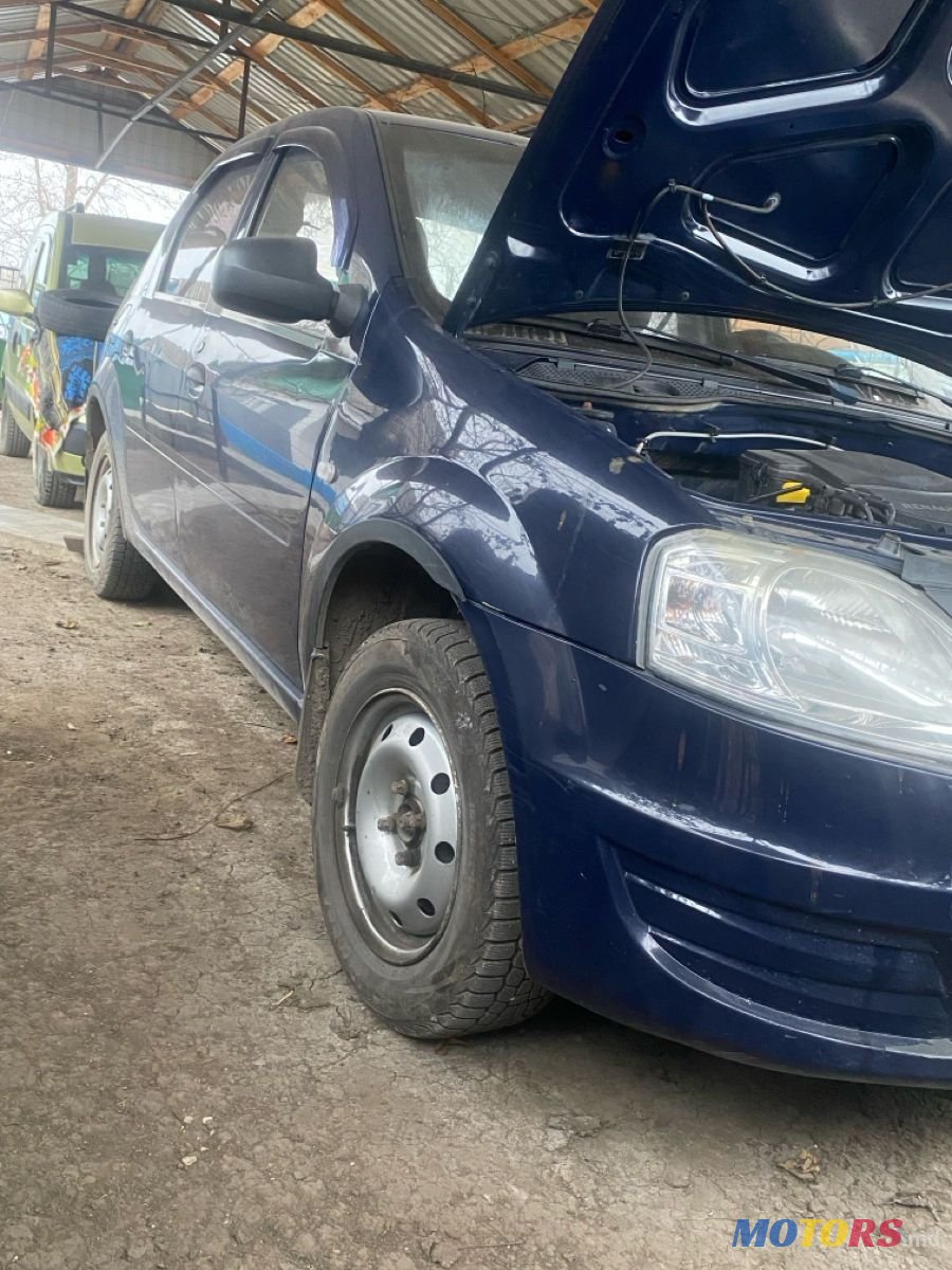 2010' Dacia Logan photo #2