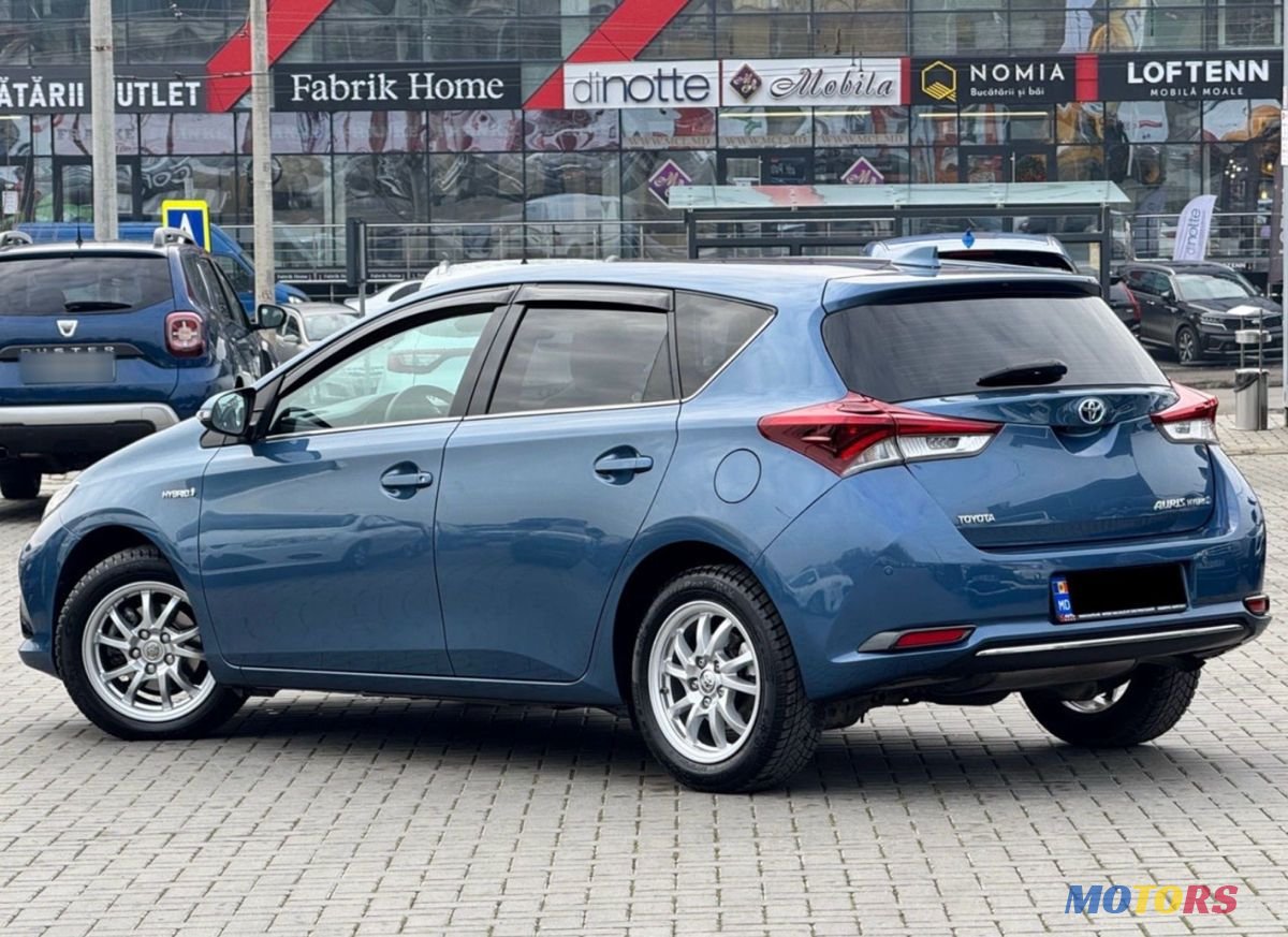 2016' Toyota Auris photo #4