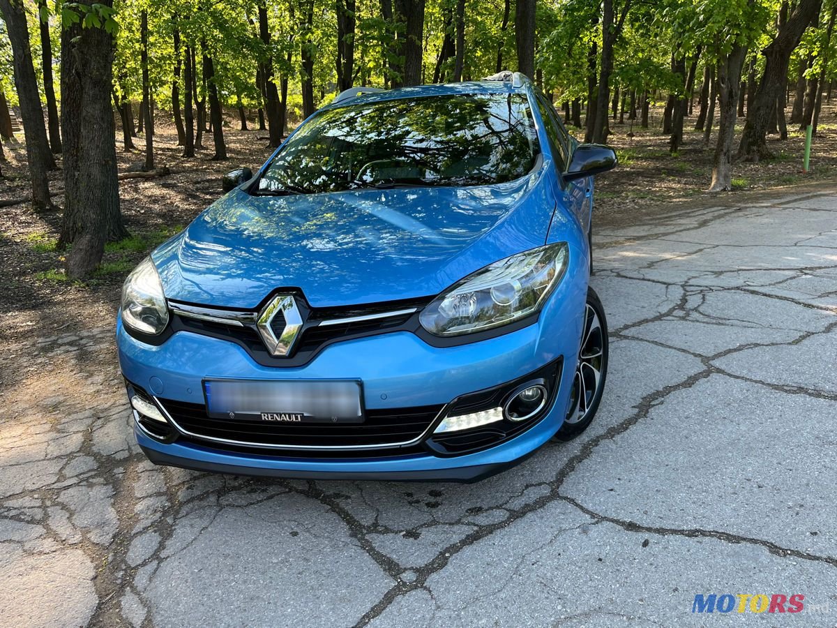 2013' Renault Megane photo #1
