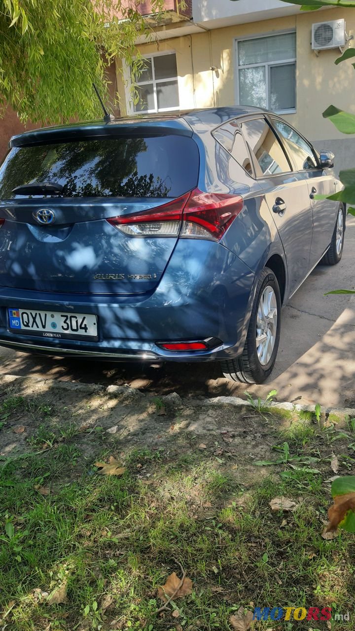 2015' Toyota Auris photo #4