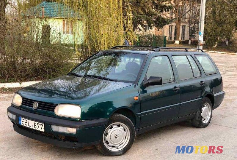 1999' Volkswagen Golf photo #1