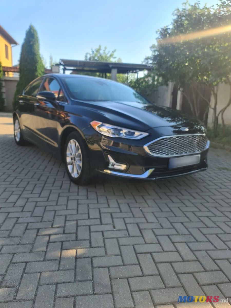2020' Ford Fusion photo #2