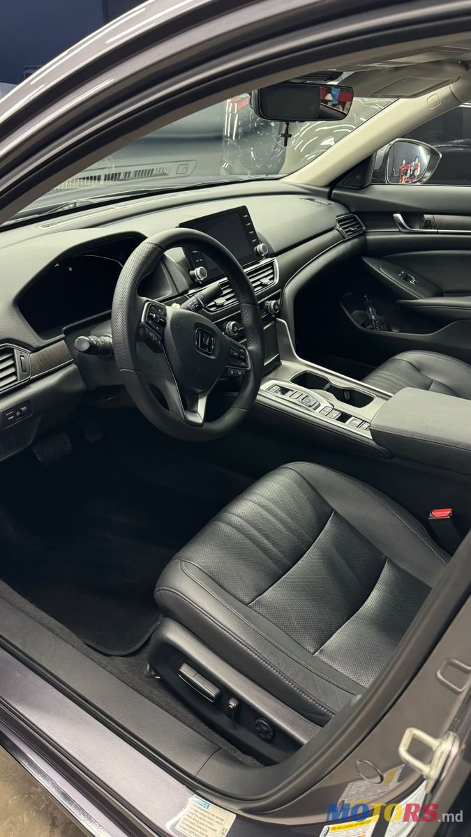 2020' Honda Accord photo #6