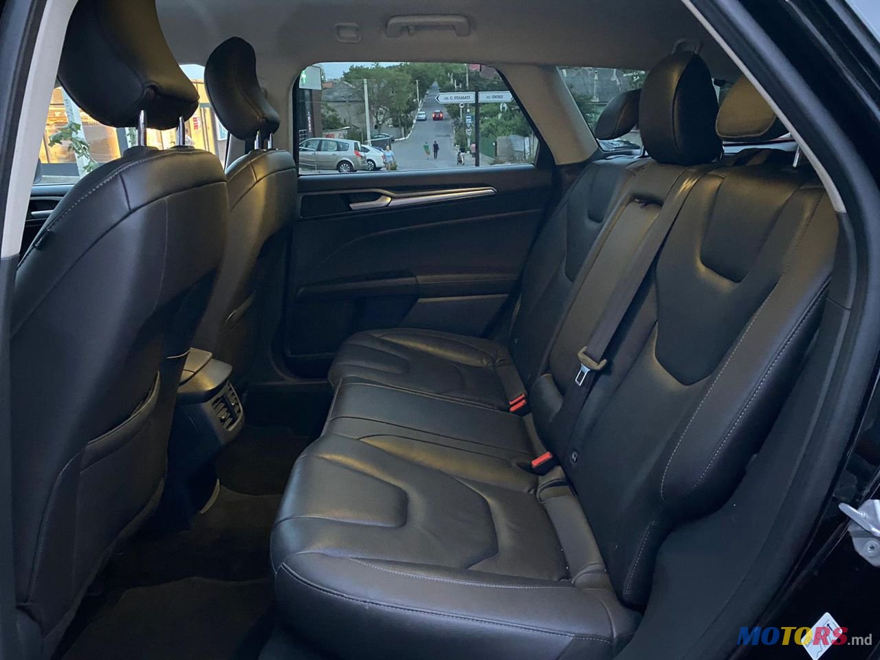 2015' Ford Mondeo photo #5