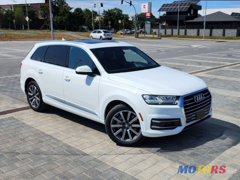 2017' Audi Q7 photo #1
