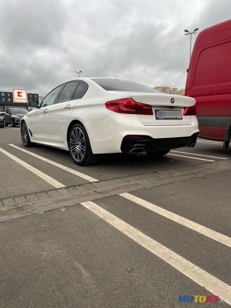 2017' BMW 5 Series photo #3