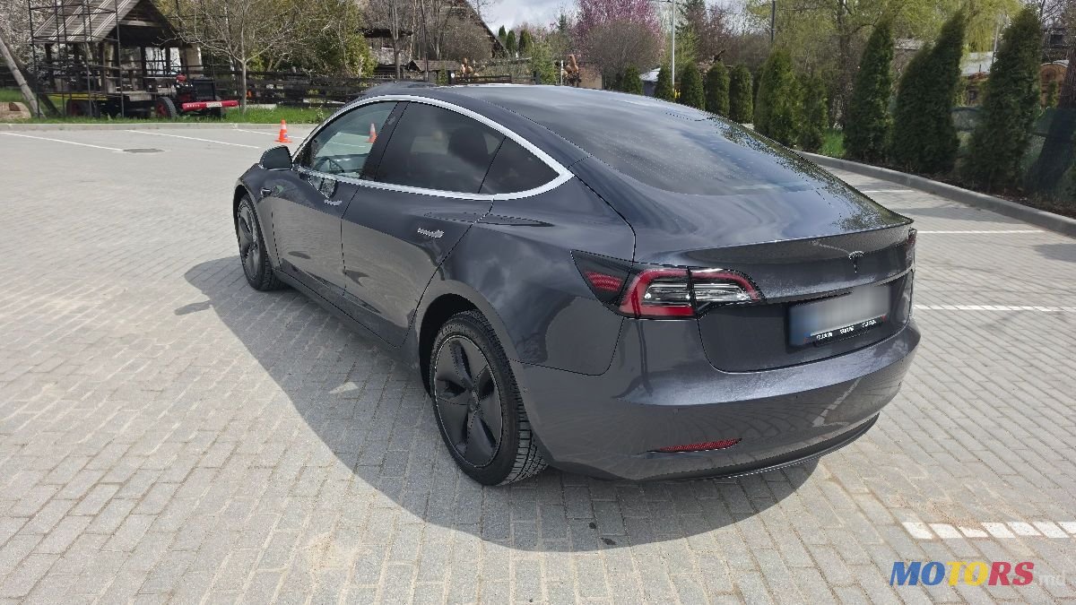 2019' Tesla Model 3 photo #3