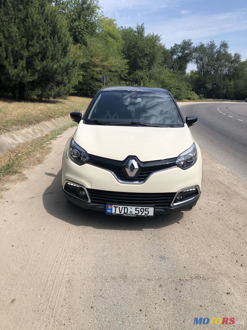 2014' Renault Captur photo #1